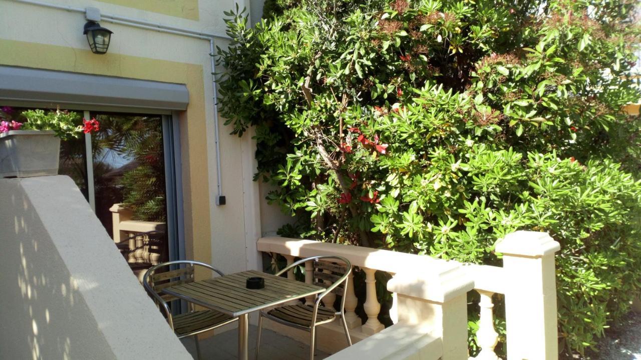 Brit Hotel Confort Helios Agde Exterior foto