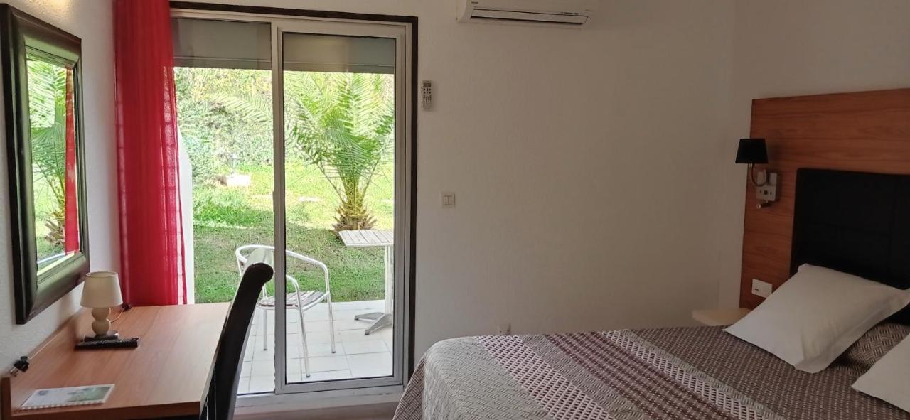 Brit Hotel Confort Helios Agde Exterior foto