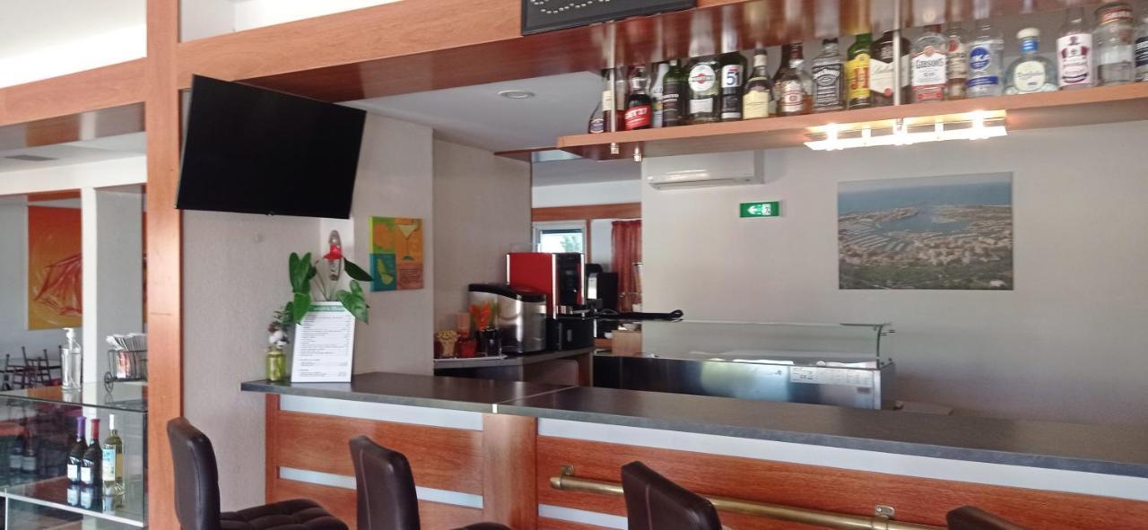 Brit Hotel Confort Helios Agde Exterior foto