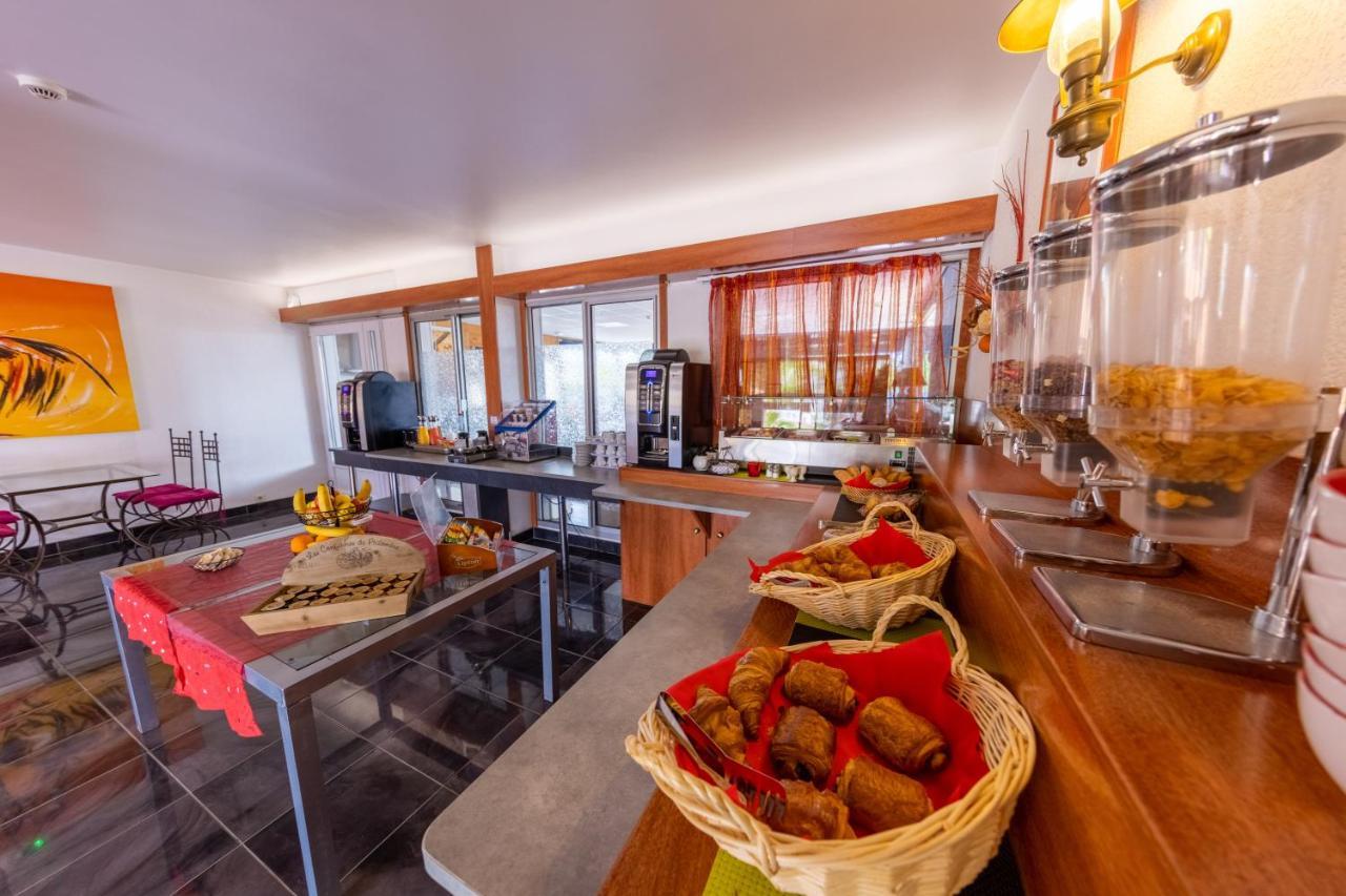 Brit Hotel Confort Helios Agde Exterior foto