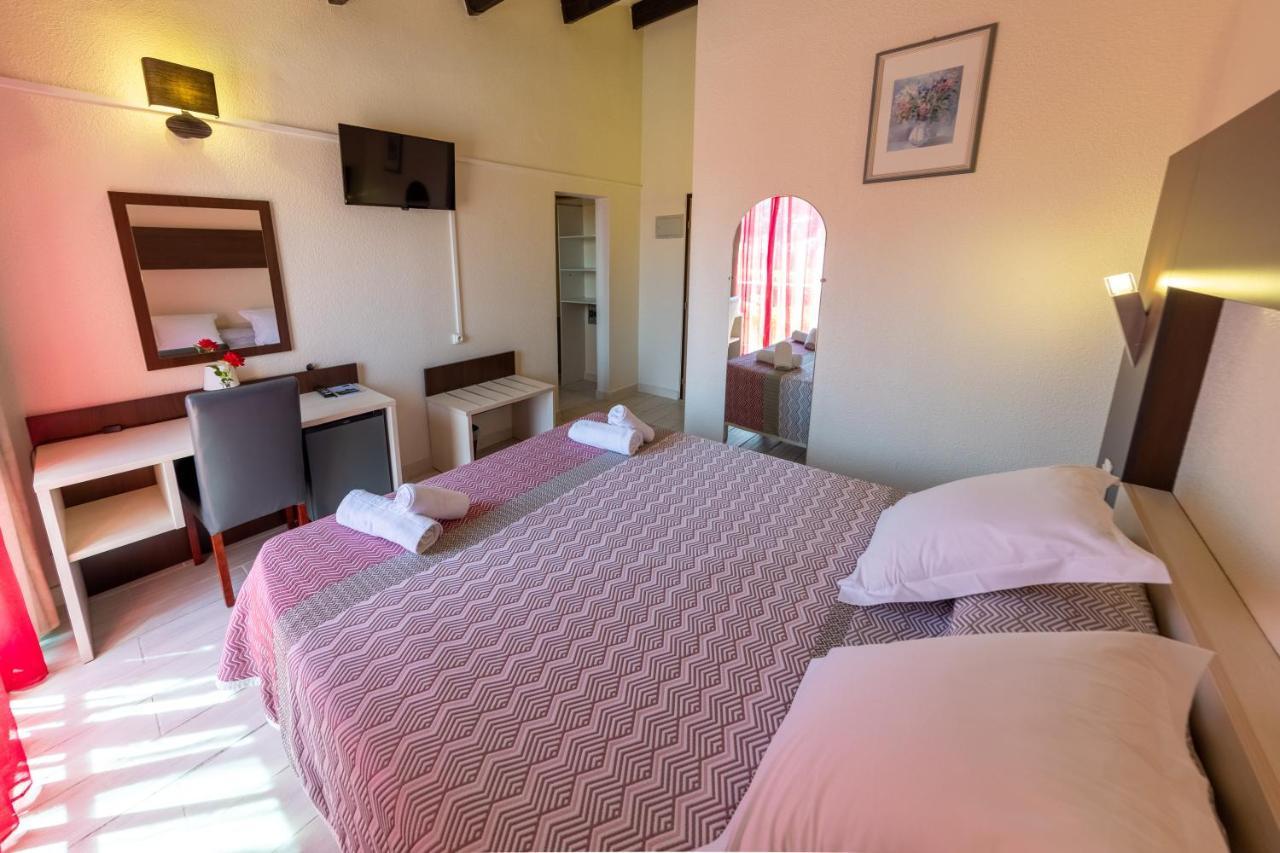Brit Hotel Confort Helios Agde Exterior foto