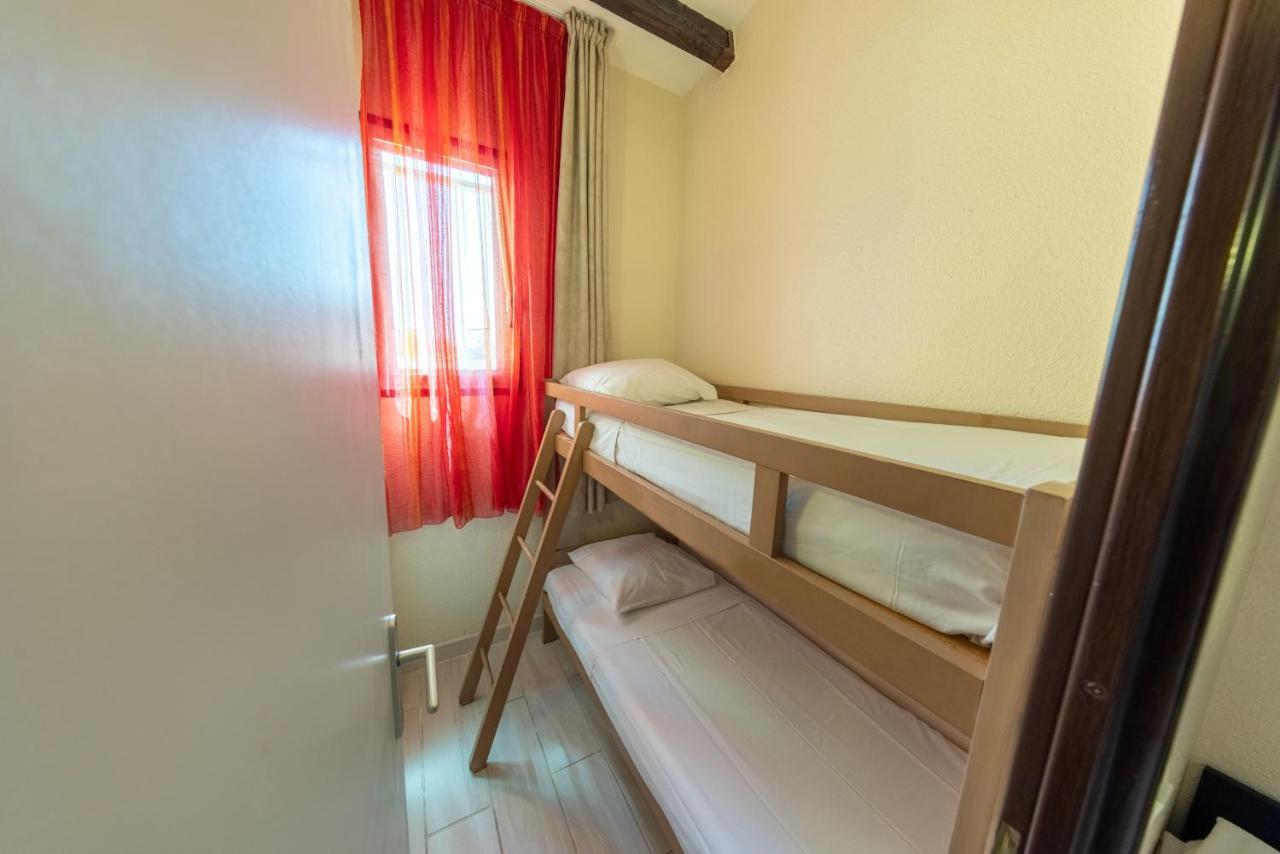 Brit Hotel Confort Helios Agde Exterior foto